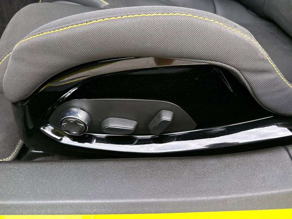 Used 2024 Chevrolet Corvette Z06 w/ Stealth Interior Trim Package image 10