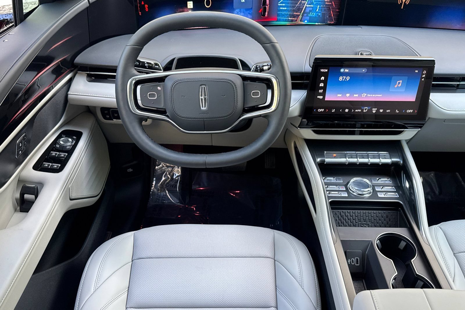 New 2026 Lincoln Nautilus Premier w/ Jet Appearance Package AWD/4WD image 11