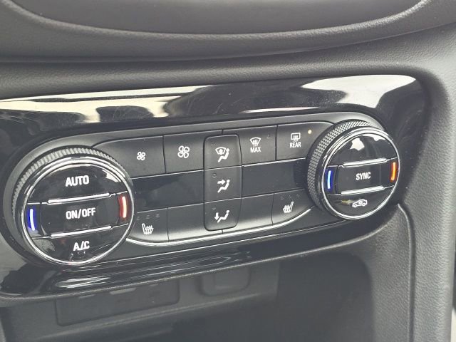 Used 2023 Buick Encore GX Select w/ Experience Buick Package image 17