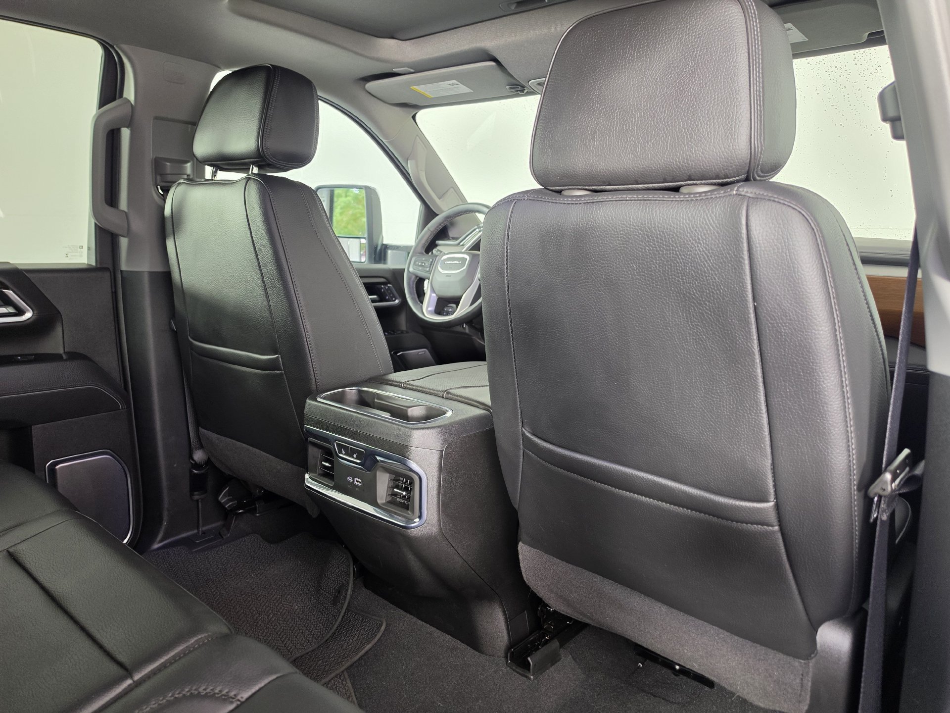 Used 2025 GMC Sierra 2500 Denali w/ Denali Reserve Package AWD/4WD image 29