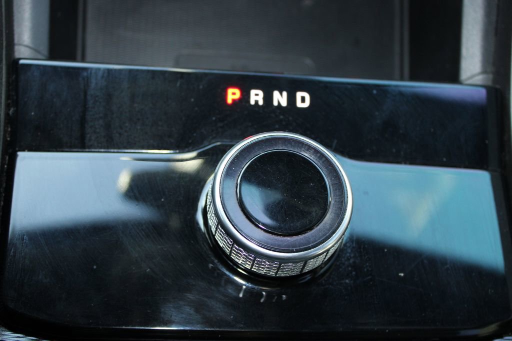 Used 2023 Jeep Grand Cherokee L Laredo image 45