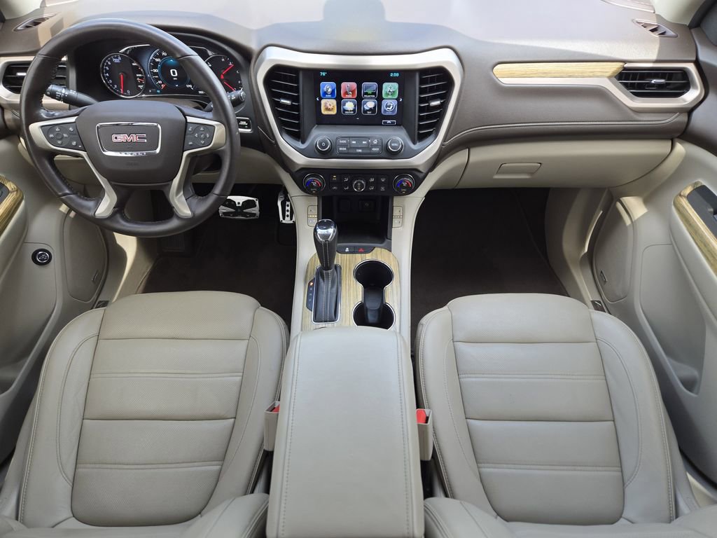 Used 2019 GMC Acadia Denali w/ Technology Package FWD image 25