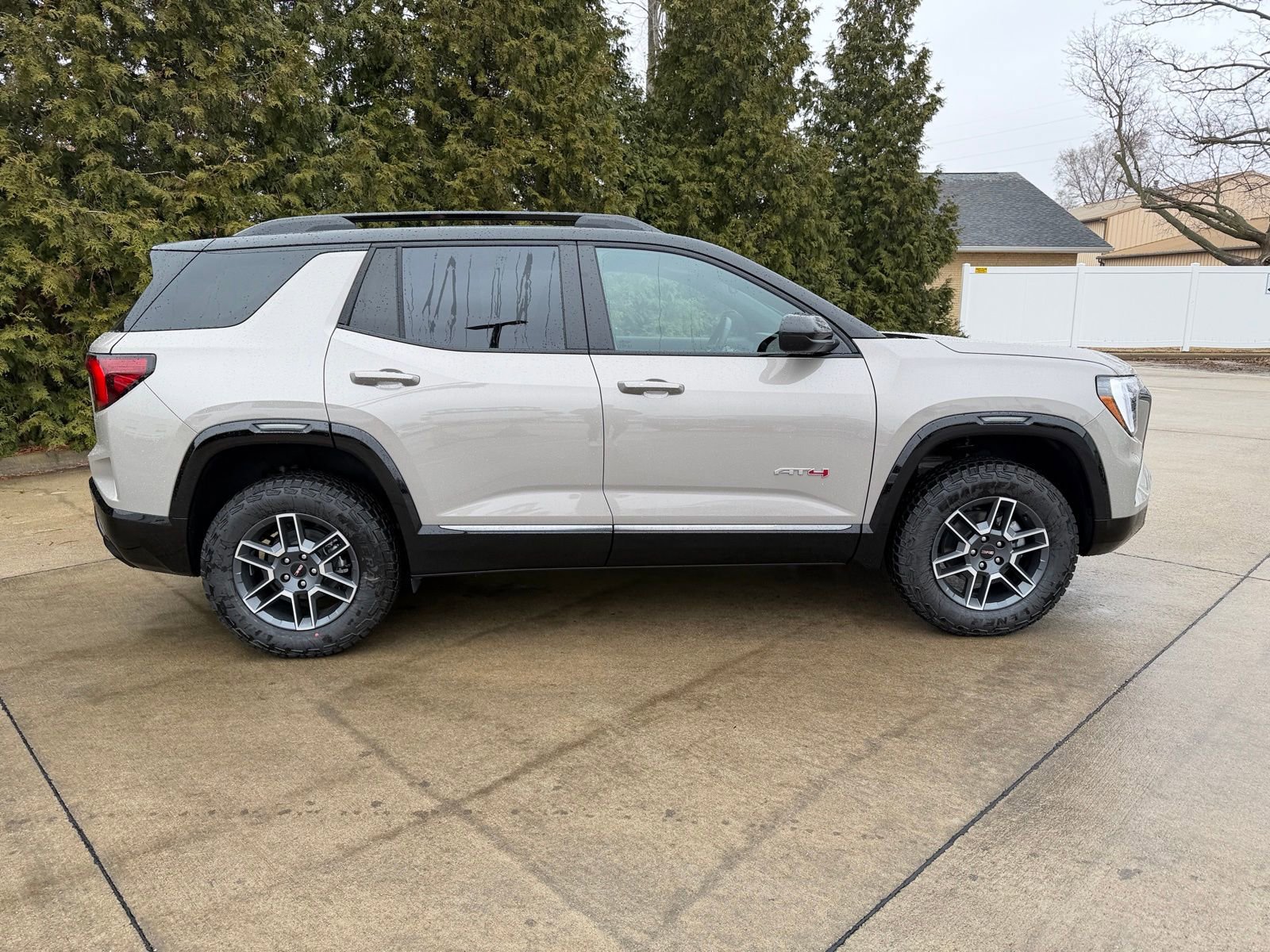 New 2026 GMC Terrain AT4 w/ LPO, Floor Liner Package image 33