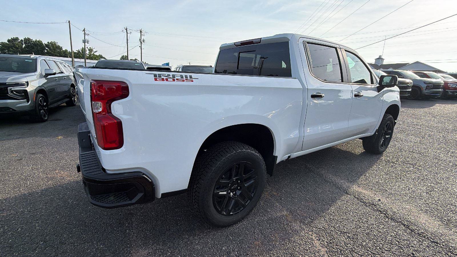 New 2026 Chevrolet Silverado 1500 LT Trail Boss w/ LT Trail Boss Premium Package AWD/4WD image 9