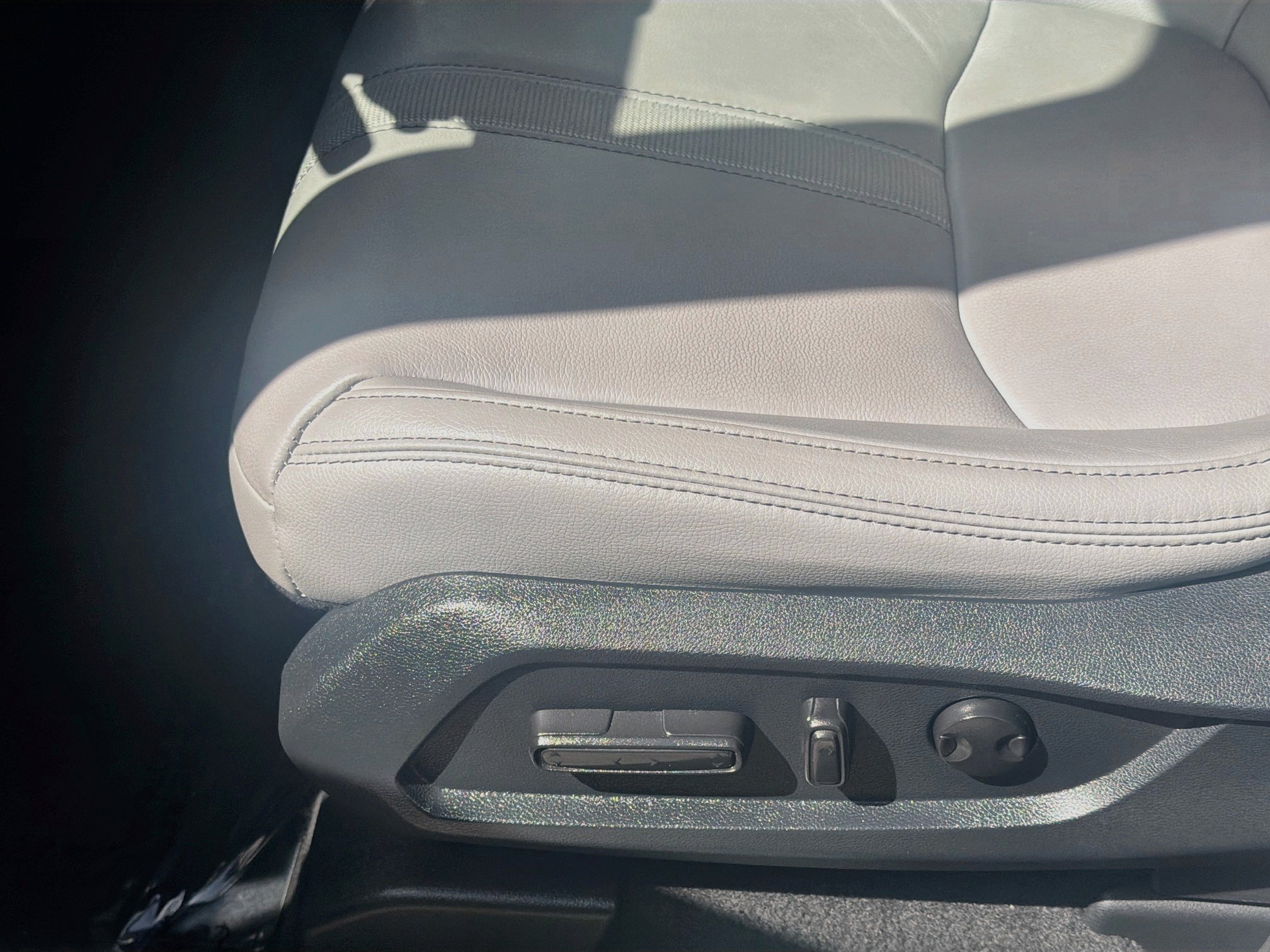 Certified 2024 Honda Pilot Touring image 19