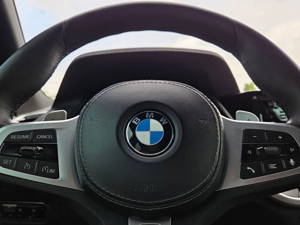 Used 2022 BMW X5 xDrive40i w/ M Sport Package AWD/4WD image 38