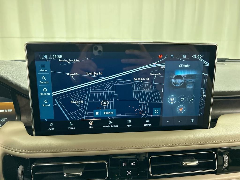 Used 2023 Lincoln Nautilus Reserve w/ Equipment Group 201A image 16