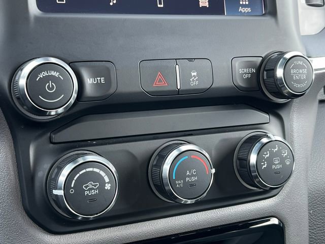 Used 2024 RAM 3500 Big Horn image 32