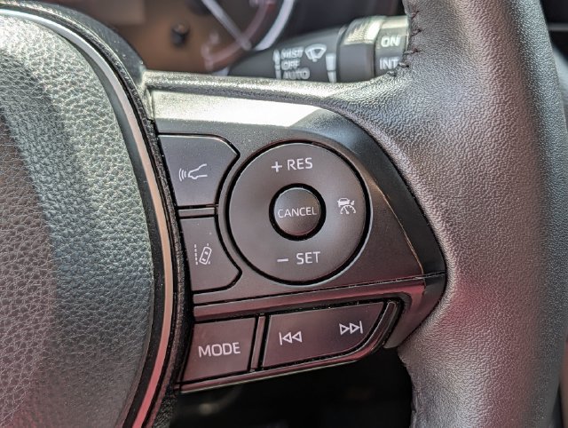 Used 2021 Toyota RAV4 Limited AWD/4WD image 20