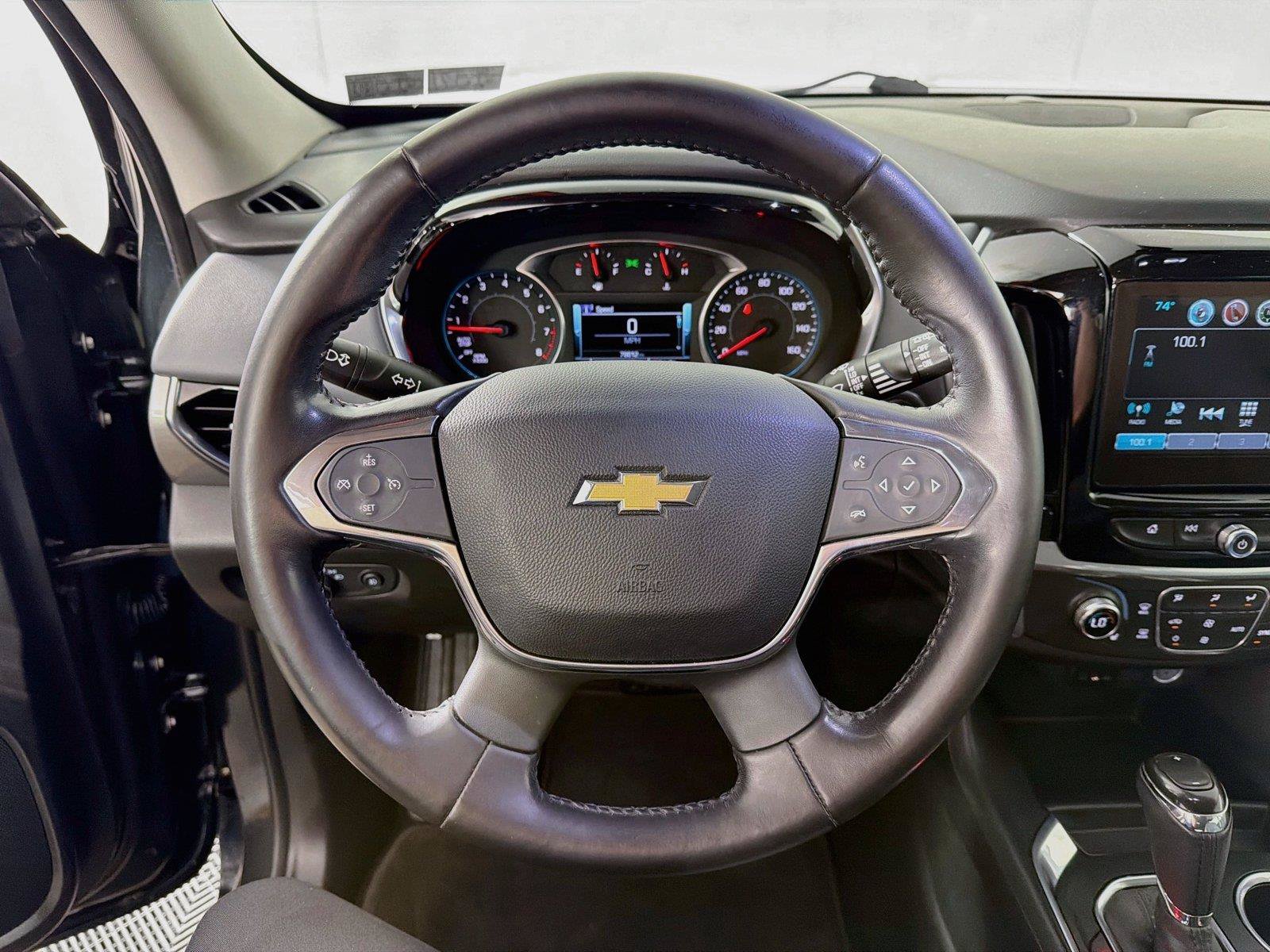 Used 2019 Chevrolet Traverse LT w/ LT Premium Package AWD/4WD image 3