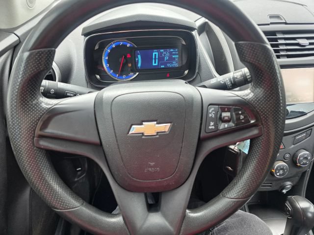Used 2016 Chevrolet Trax LS AWD/4WD image 15