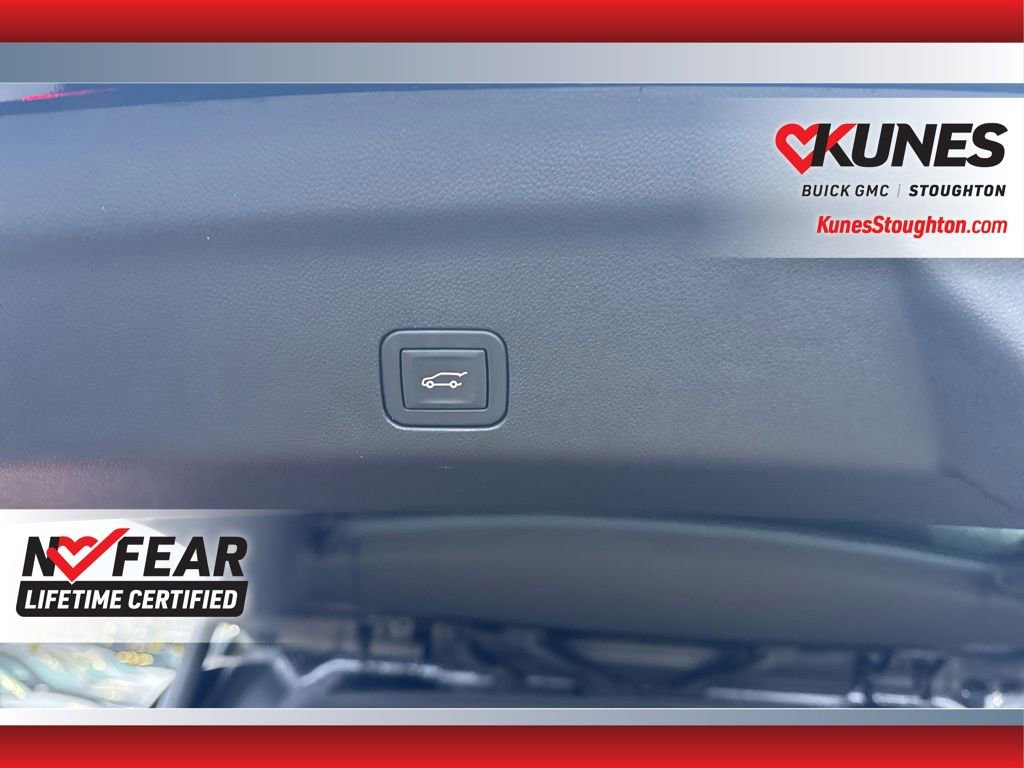 Used 2025 GMC Yukon AT4 image 47