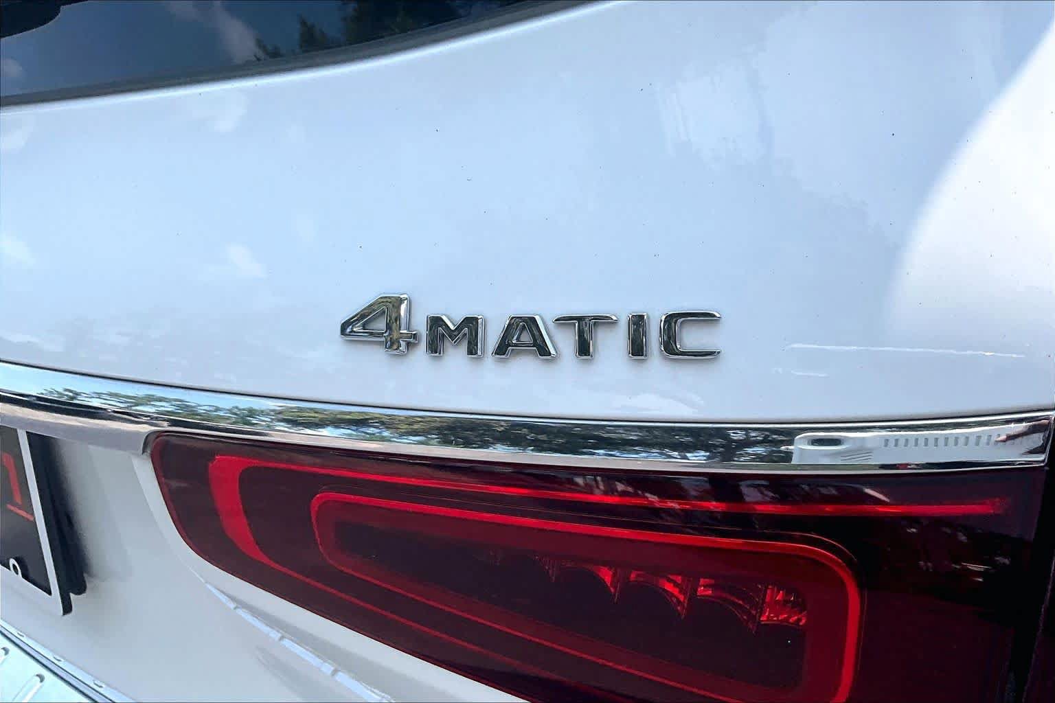 Used 2021 Mercedes-Benz GLS 450 4MATIC image 31