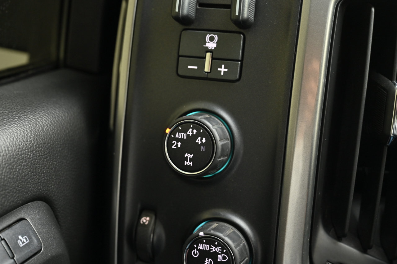 Used 2015 Chevrolet Silverado 1500 LTZ AWD/4WD image 20