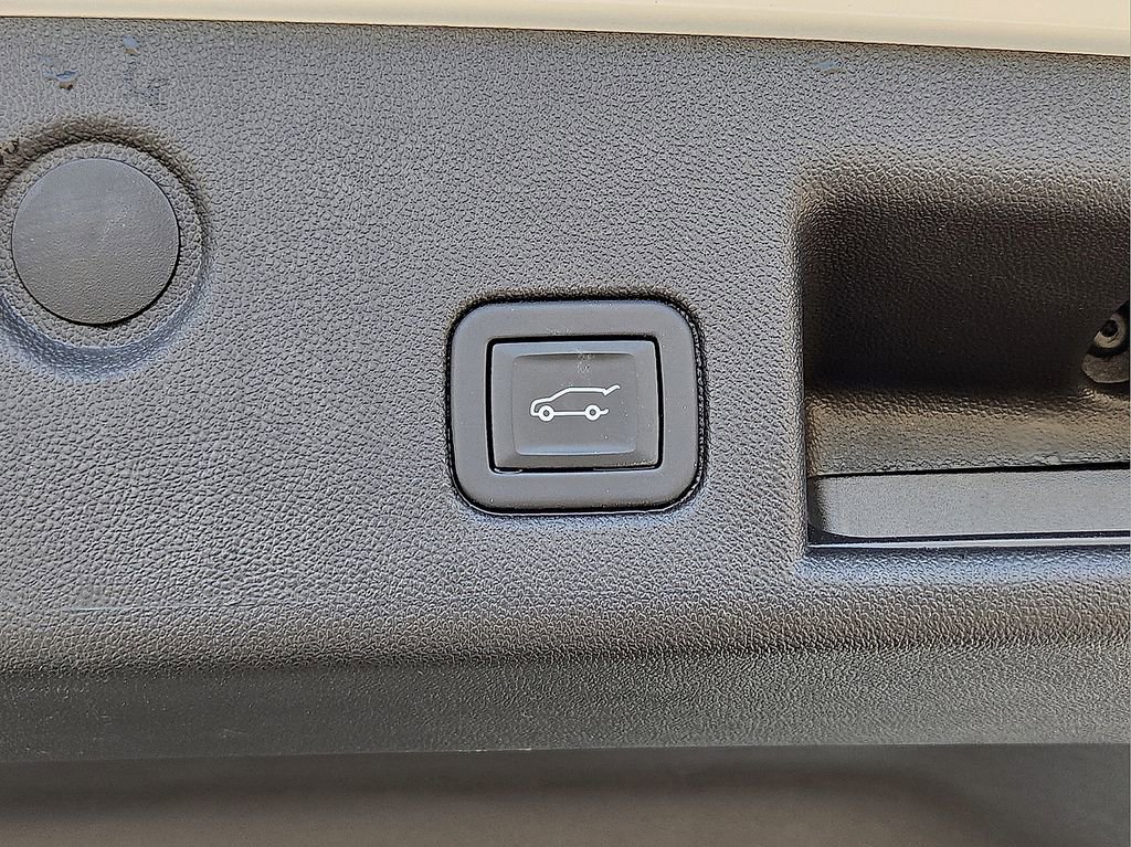 Used 2024 Chevrolet Equinox LT image 14