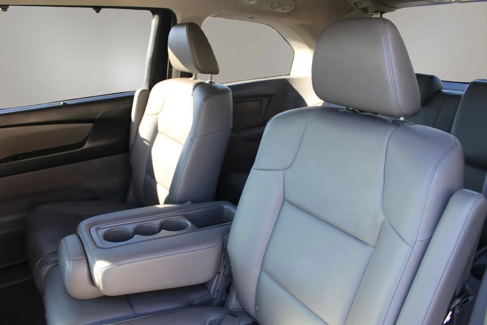 Used 2015 Honda Odyssey EX-L image 17