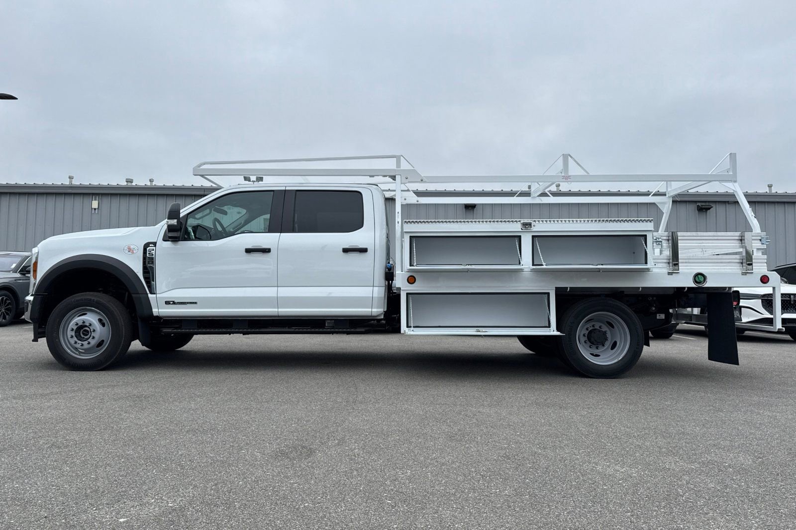 New 2025 Ford F550 4x4 Crew Cab Super Duty image 6