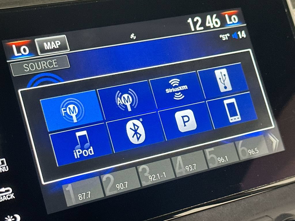 Used 2018 Honda Clarity Touring image 29