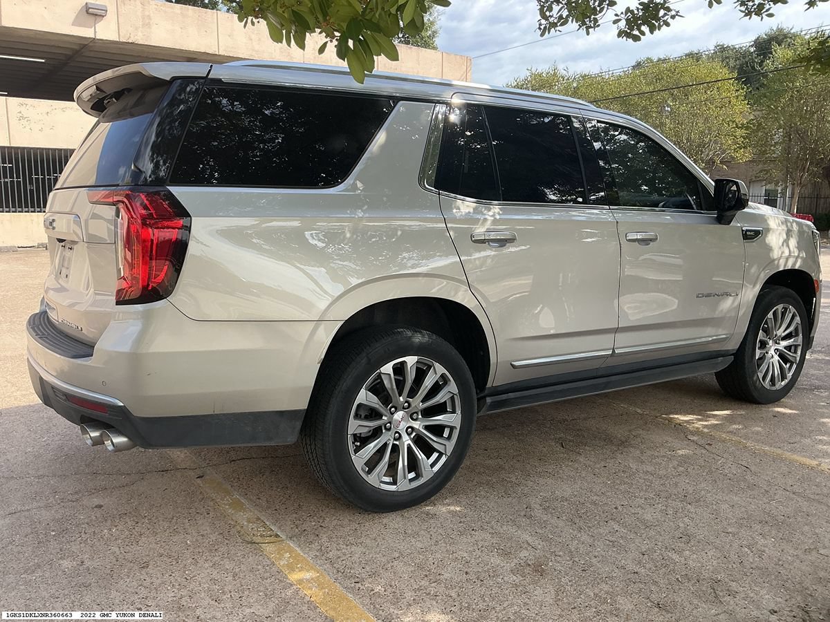 Used 2022 GMC Yukon Denali RWD image 6