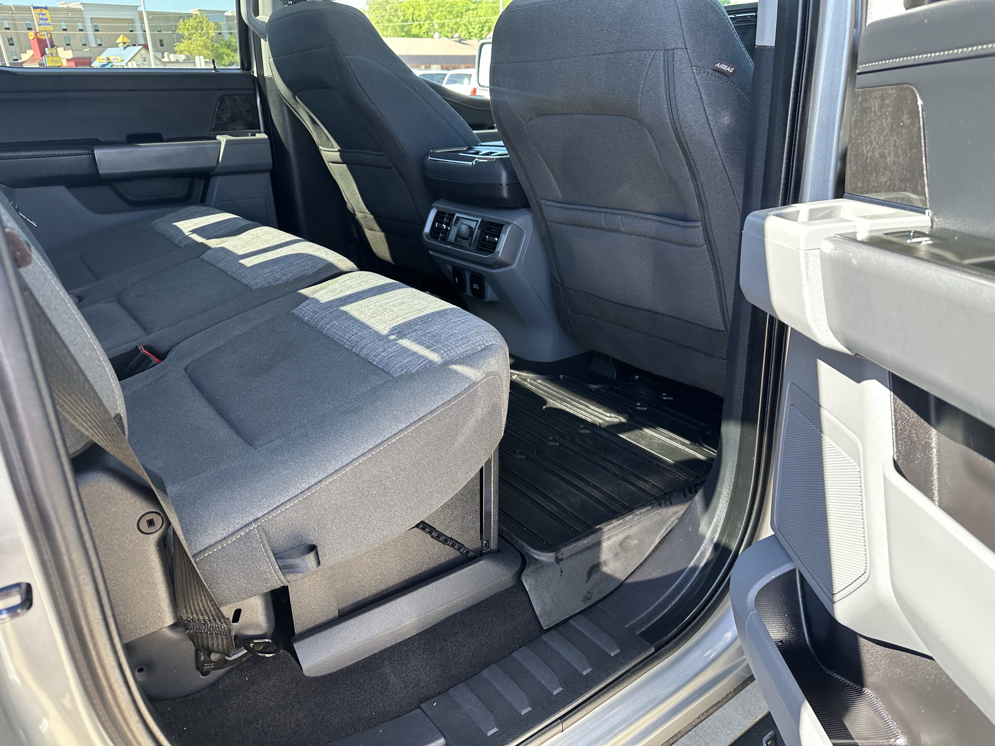 Used 2022 Ford F150 XLT w/ Equipment Group 302A High AWD/4WD image 11