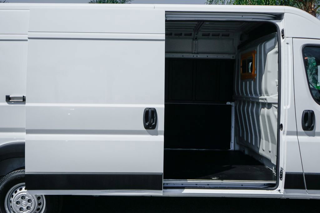Used 2024 RAM ProMaster 3500 w/ Safety Group FWD image 11