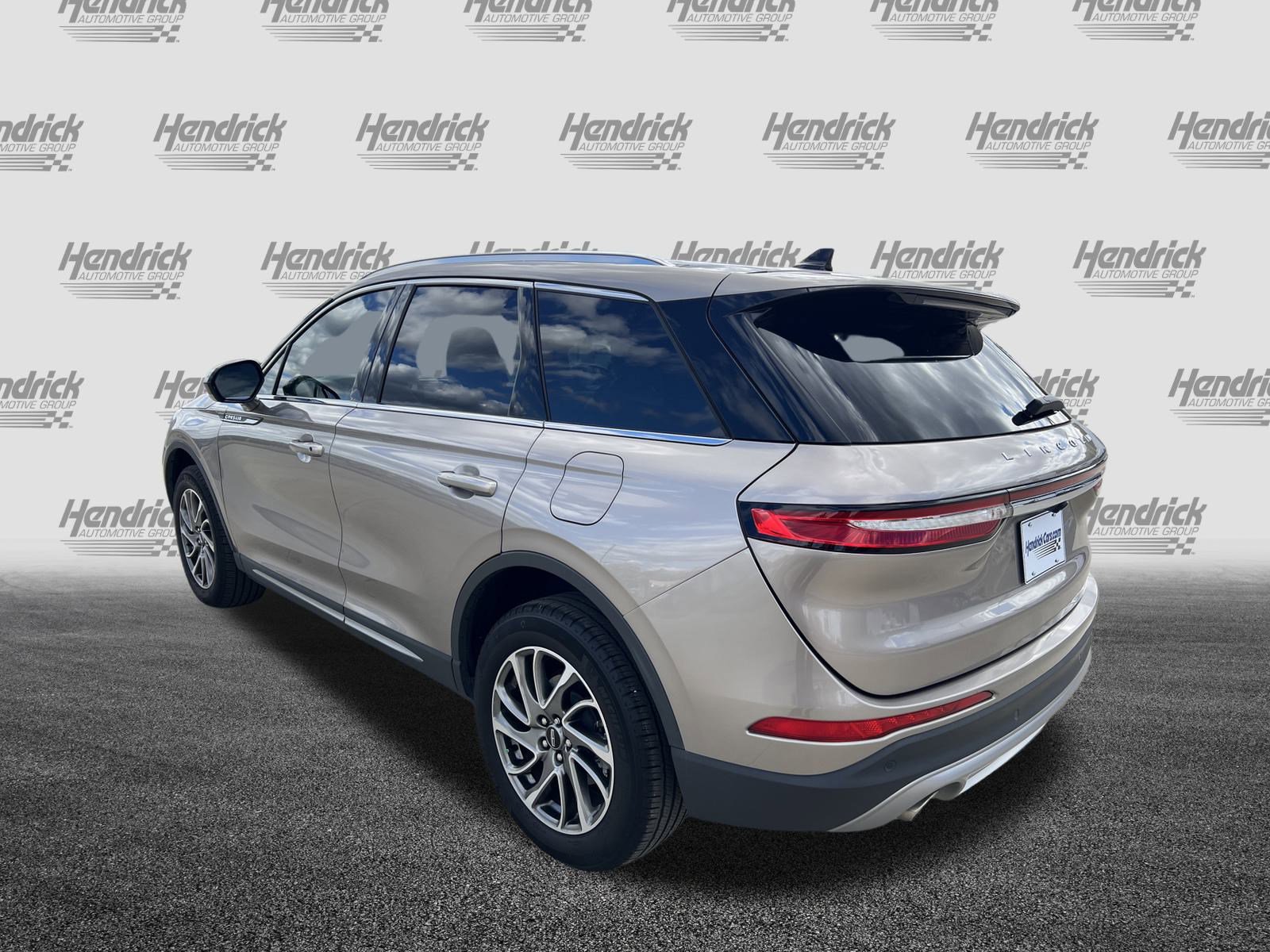 Used 2021 Lincoln Corsair FWD w/ Equipment Group 101A image 8