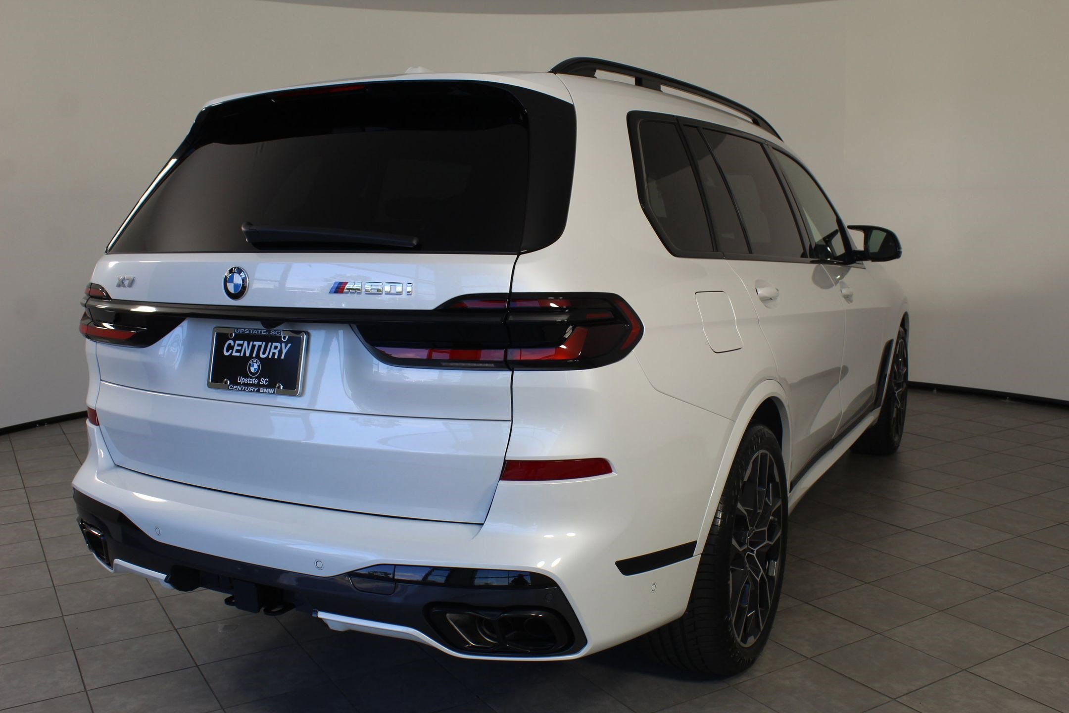 New 2026 BMW X7 M60i image 8