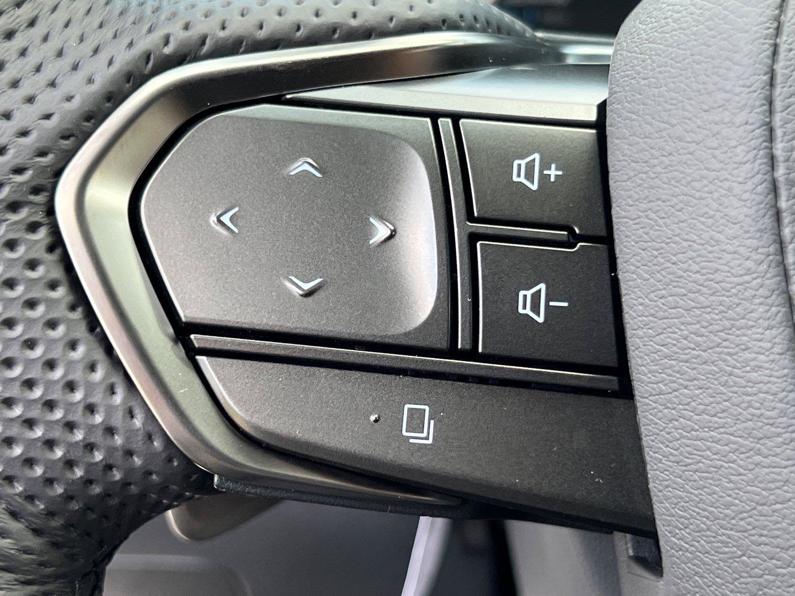 New 2026 Lexus TX 500h AWD image 18