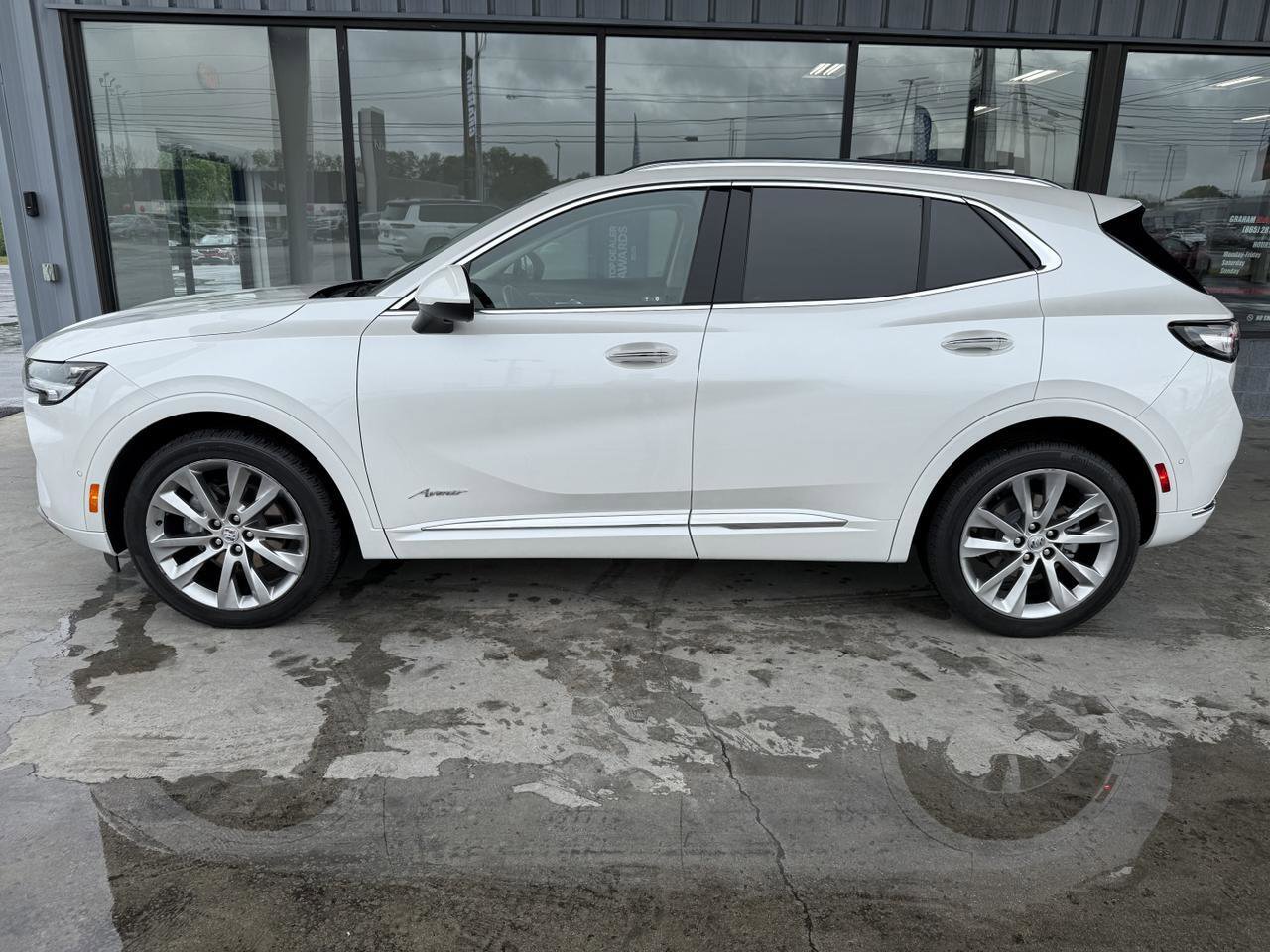 Used 2023 Buick Envision Avenir AWD/4WD image 8