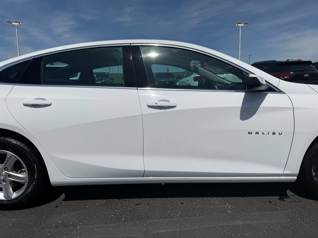 Used 2023 Chevrolet Malibu LT FWD image 26