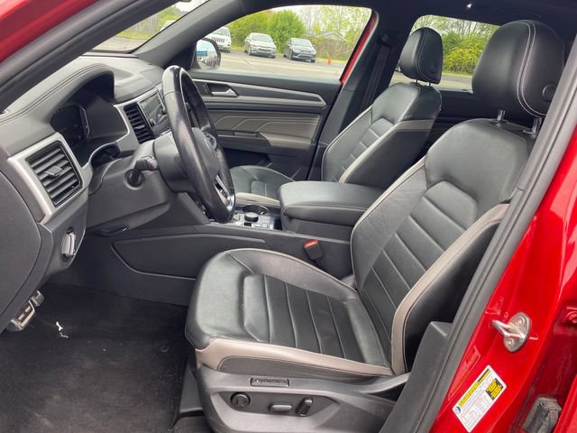 Used 2022 Volkswagen Atlas Cross Sport SEL Premium R-Line AWD/4WD image 16