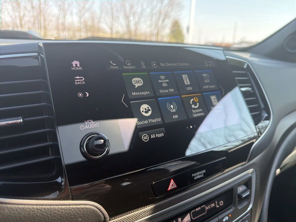 Used 2023 Honda Passport TrailSport image 32