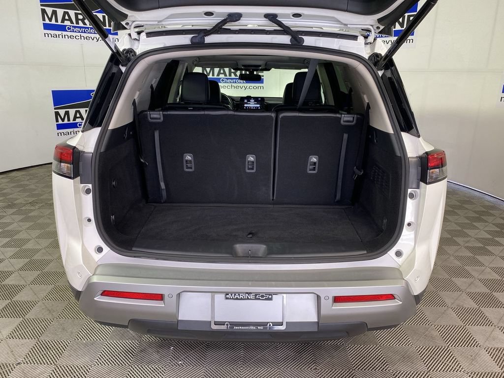 Used 2022 Nissan Pathfinder SL w/ SL Premium Package FWD image 33