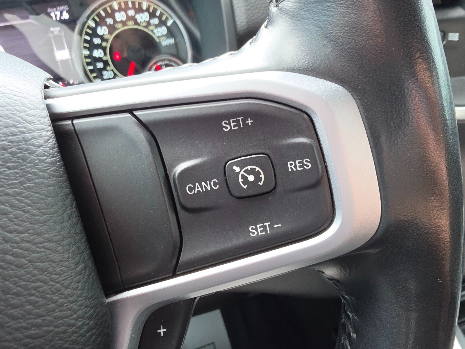 Used 2021 RAM 1500 Big Horn AWD/4WD image 40