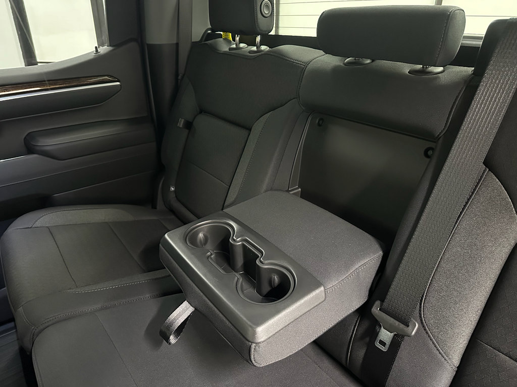 New 2026 GMC Sierra 1500 Elevation w/ LPO, Elevation Black Package image 33