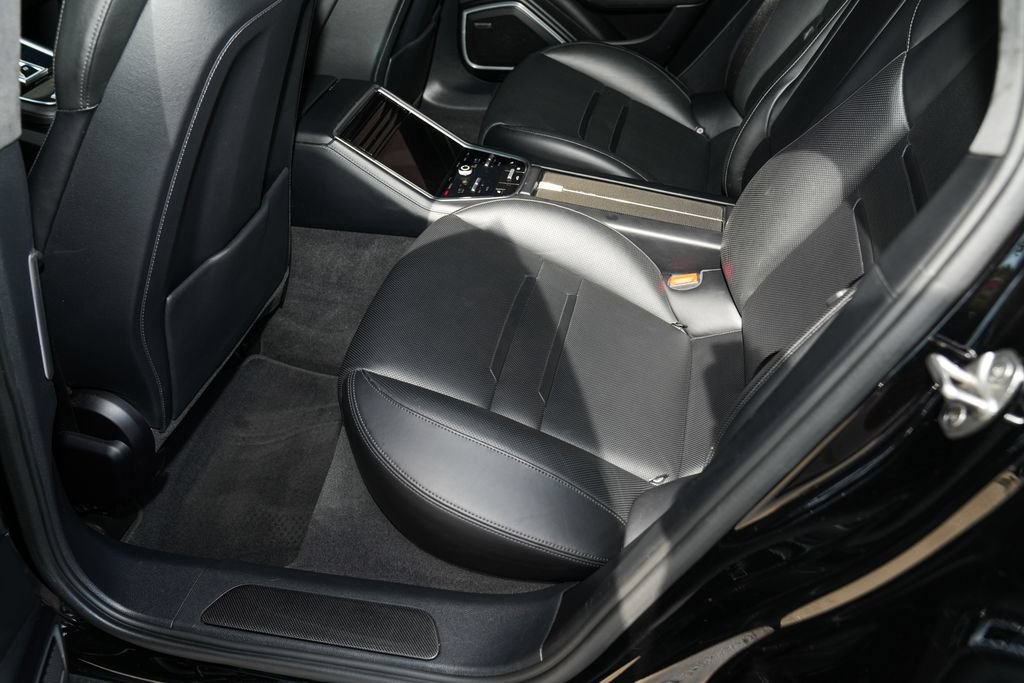 Certified 2018 Porsche Panamera Turbo AWD/4WD image 32