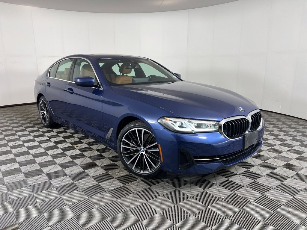 Used 2023 BMW 540i xDrive w/ Premium Package image 26