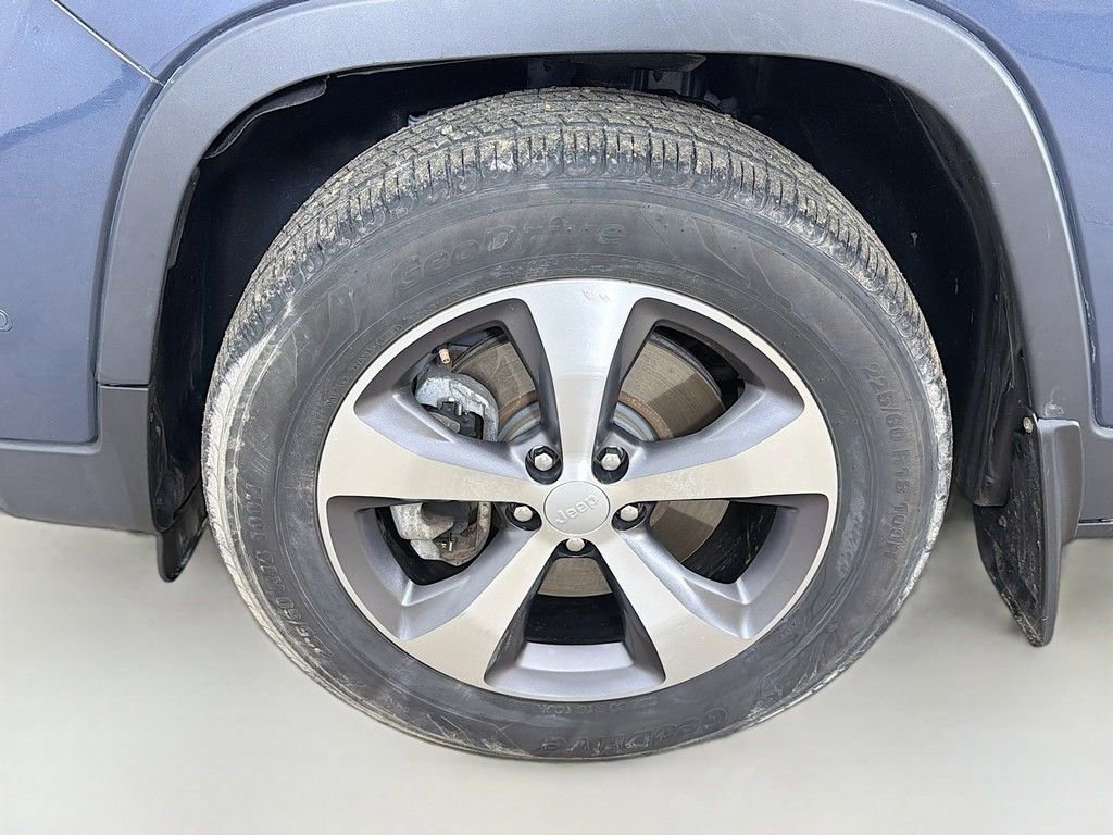 Used 2021 Jeep Cherokee Limited w/ Elite Package image 20