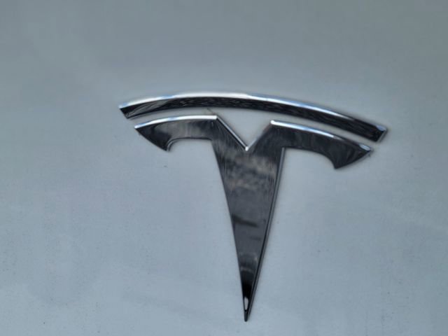 Used 2022 Tesla Model Y Performance image 5