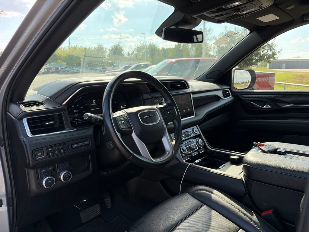 Used 2023 GMC Yukon Denali AWD/4WD image 59