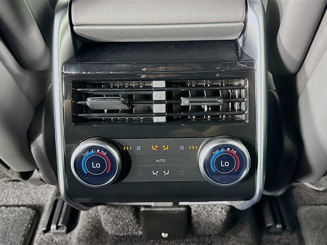 New 2026 Land Rover Range Rover Long Wheelbase SE image 27