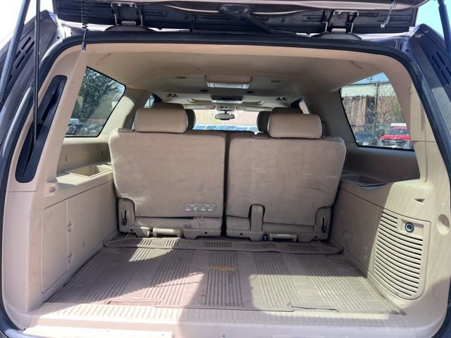 Used 2014 Chevrolet Suburban LT AWD/4WD image 16