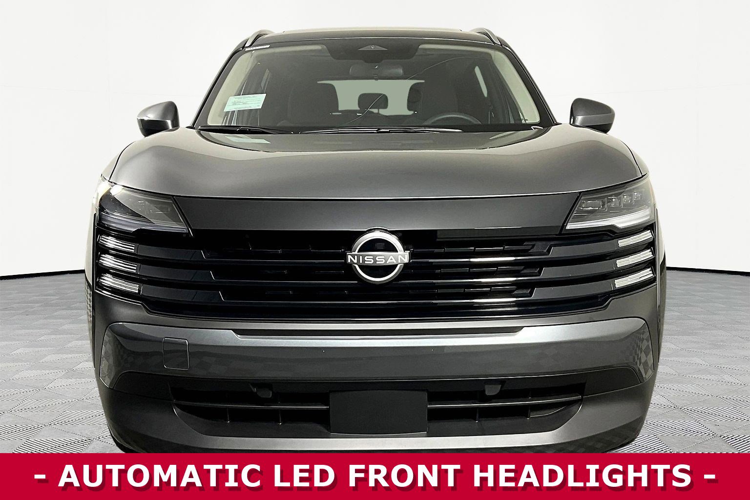 Certified 2025 Nissan Kicks SV w/ SV Premium Package image 2