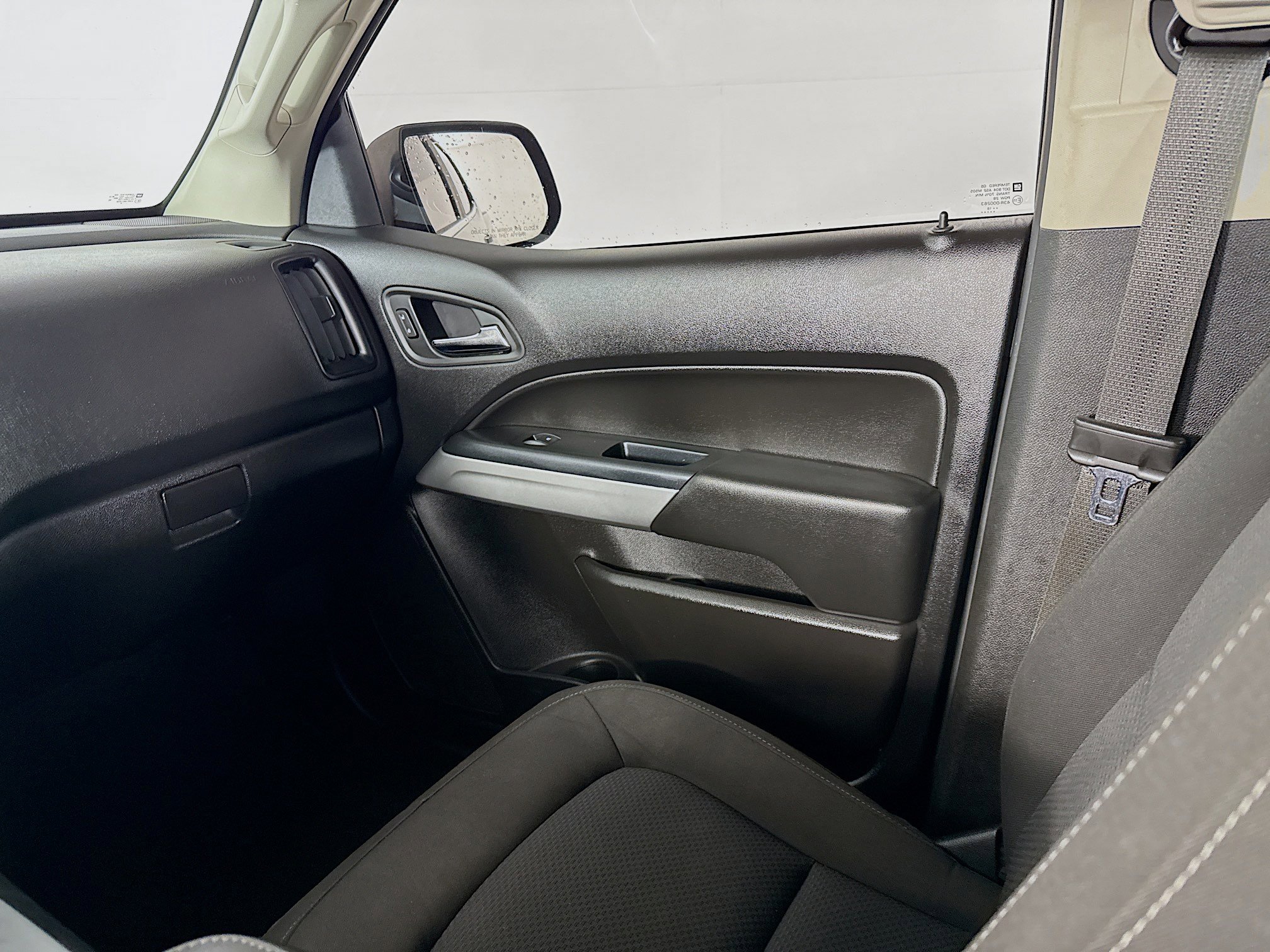 Used 2018 Chevrolet Colorado LT image 27