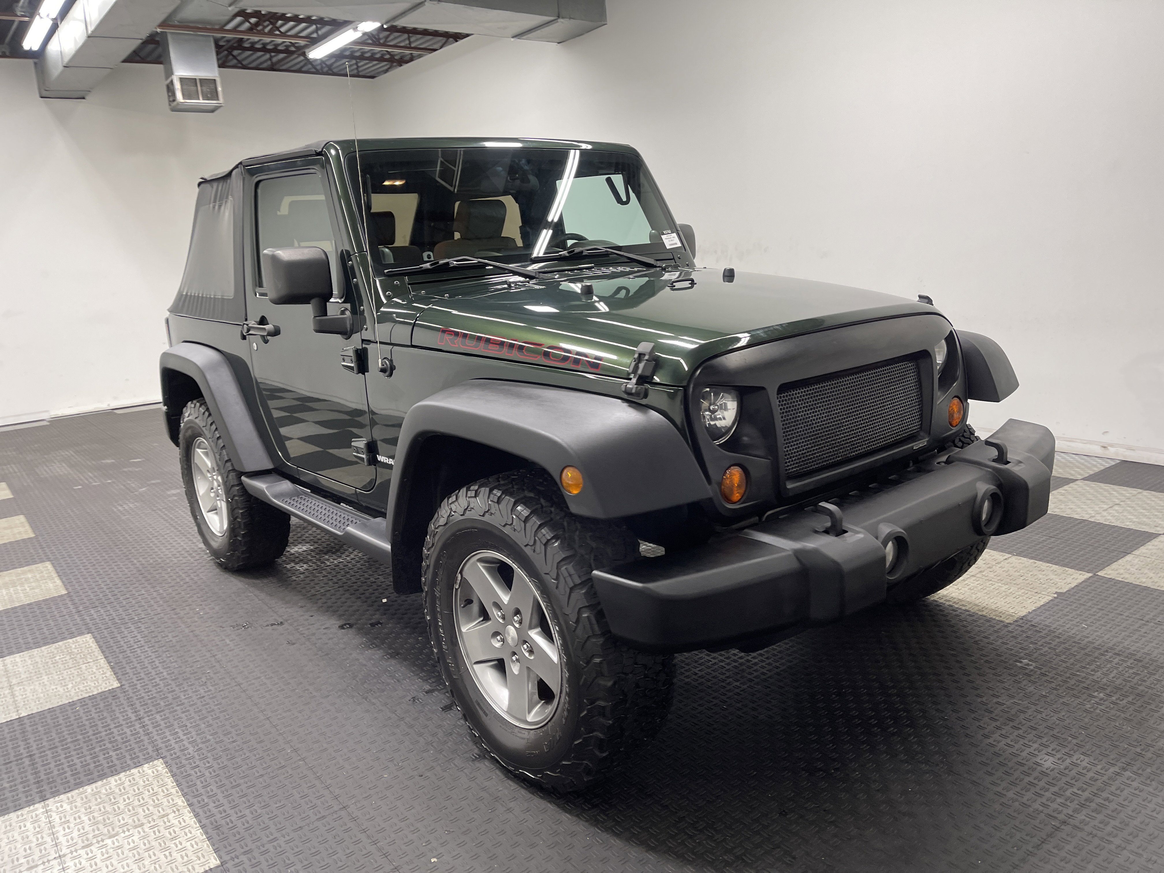 Used 2010 Jeep Wrangler Rubicon w/ PWR Convenience Group AWD/4WD image 6