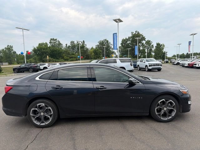 Used 2023 Chevrolet Malibu LT FWD image 4