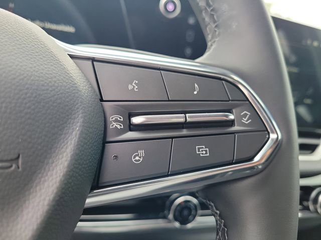 New 2026 Chevrolet Equinox LT w/ Safety and Technology Package FWD image 23