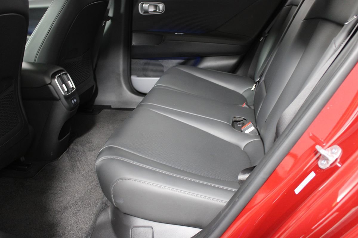 Used 2024 Hyundai Ioniq 6 SEL RWD image 28