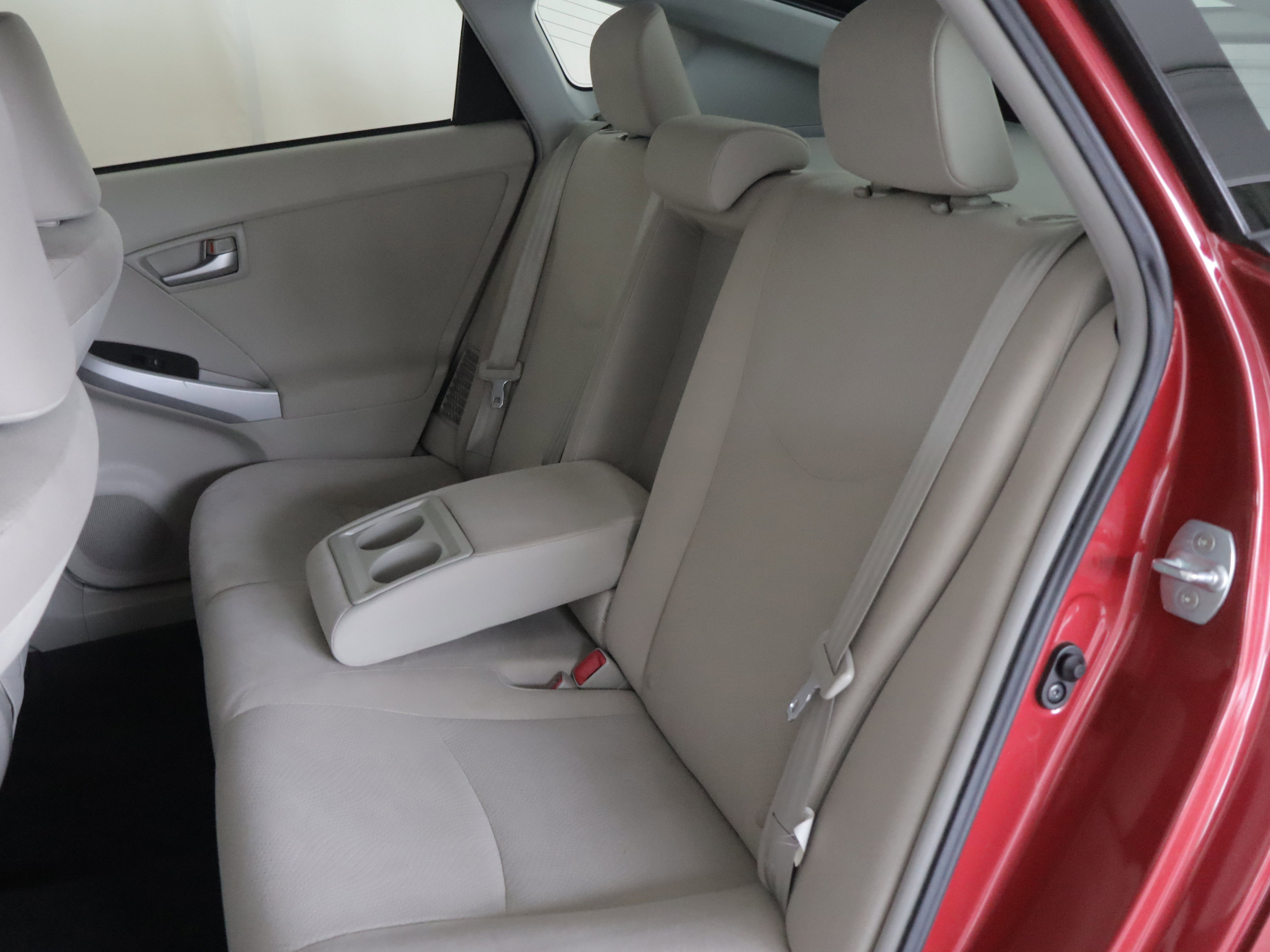Used 2013 Toyota Prius Three w/ Solar Roof Pkg FWD image 9