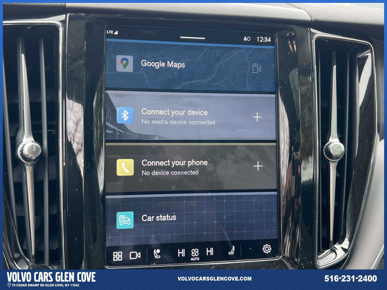 Used 2024 Volvo XC60 B5 Core w/ Protection Package Premier image 27